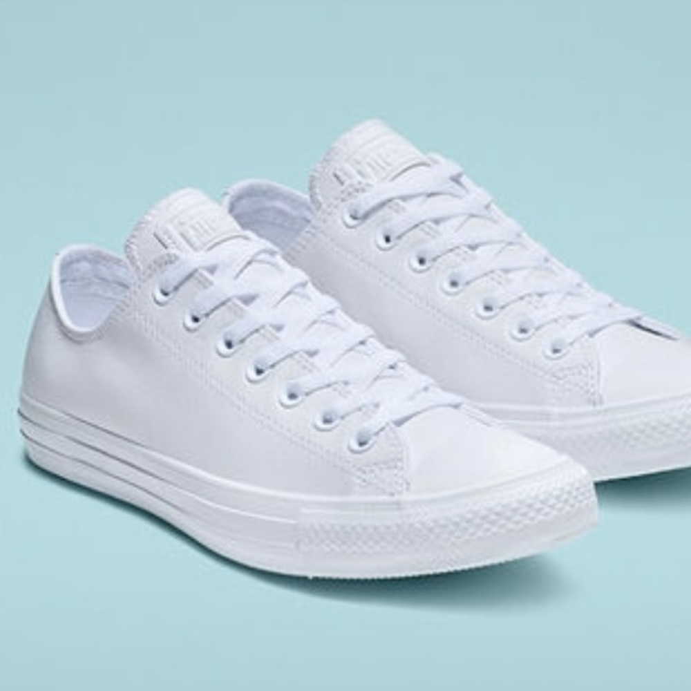 White Leather low top chuck taylor